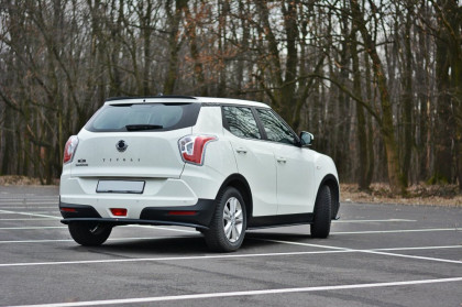 Difuzor zadního nárazníku SSANGYONG TIVOLI 2015- černý lesklý plast