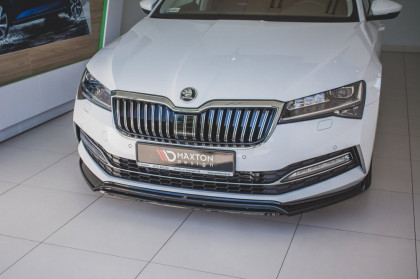 Spojler pod přední nárazník lipa V.3 Škoda Superb Mk3 Facelift 2019 - carbon look