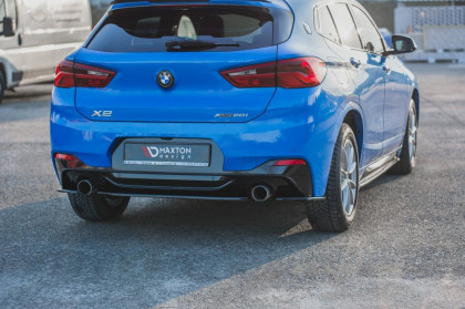 Splittery zadní boční BMW X2 F39 M-Packet  černý lesklý plast