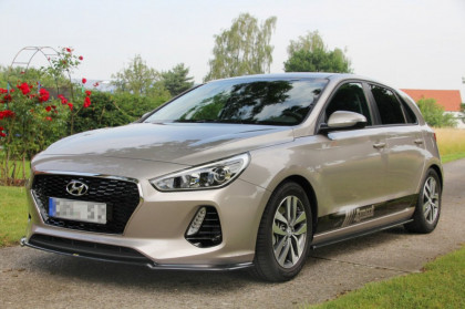 Prahové lišty HYUNDAI I30 MK3 HATCHBACK (2017 -  )  černý lesklý plast