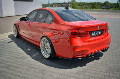 Prahové lišty BMW M3 F80 2014- černý lesklý plast