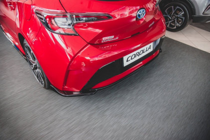 Difuzor zadního nárazníku Toyota Corolla XII Hatchback černý lesklý plast