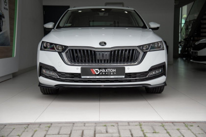 Spojler pod nárazník lipa V.2 Škoda Octavia Mk4 černý lesklý plast