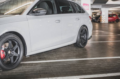 Prahové lišty V.1 Škoda Octavia RS Mk4 černý lesklý plast