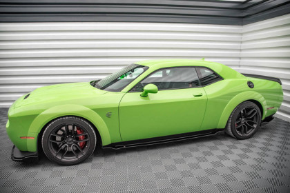 Prahové lišty Dodge Challenger SRT Hellcat Mk3 černý lesklý plast