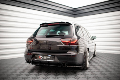 Prodloužení spoileru Seat Exeo ST carbon look