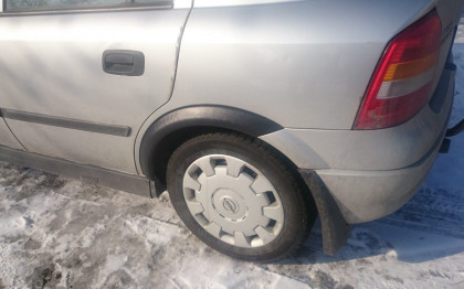 Plastové lemy blatníků Opel Astra G 1998-2009 4ks