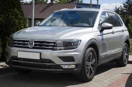 Nerezová ochranná lišta zadního nárazníku VW Tiguan II 2015- stříbrná - zrcadlový lesk