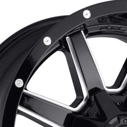 Alloy wheel D610 Maverick Gloss Black Milled Fuel