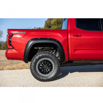 Front and rear fender flares Rough Country Traditional Pocket