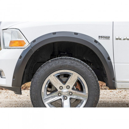 Front and rear fender flares Rough Country Pocket