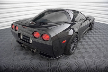 Splittery zadní boční Chevrolet Corvette C5 černý lesklý plast