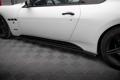 Prahové lišty Maserati Granturismo S Mk1 černý lesklý plast