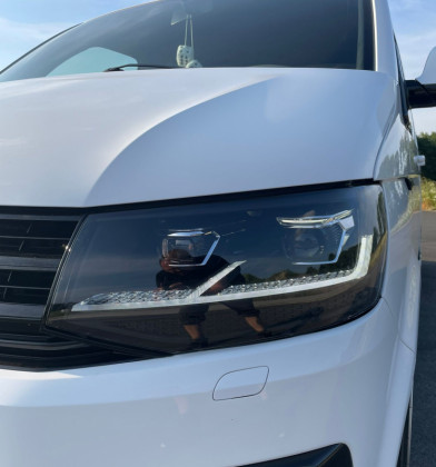 Přední světla Full LED s dynamickým blinkrem, denní svícení, pro VW T6 2015-2019, černá