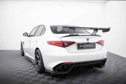 Zadní spoiler křídlo Alfa Romeo Giulia Quadrifoglio carbon