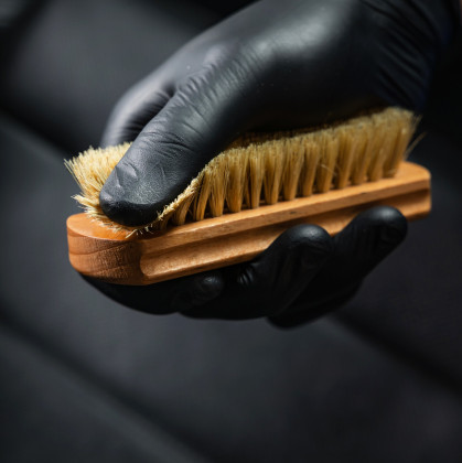 K2 AURON BRUSH SOFT - Měkký kartáč na čištění koženého čalounění