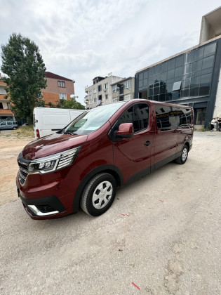 Plastové lemy blatníkůRENAULT Trafic 2022- (8ks)