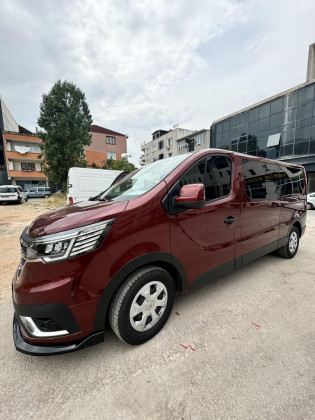 Plastové lemy blatníkůRENAULT Trafic 2022- (8ks)