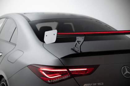 Zadní spoiler křídlo + LED Mercedes-Benz CLA Coupe C118 carbon - spodní úchycení