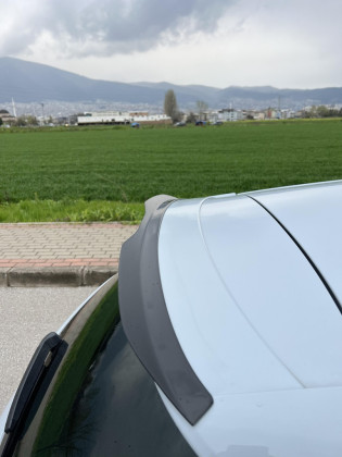 Střešní spoiler pro SEAT Leon CUPRA MK3 2012-2016