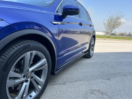 Prahové lišty pro VOLKSWAGEN Tiguan MK 2 R Facelift 2020+