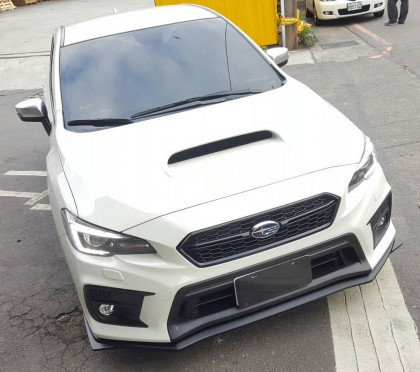 Dokładka zderzaka przedniego Subaru WRX 18+ ST Style