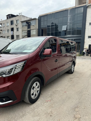 Plastové lemy blatníkůRENAULT Trafic 2022- (8ks)