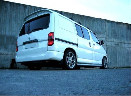 Spoiler Tylny Toyota Hiace